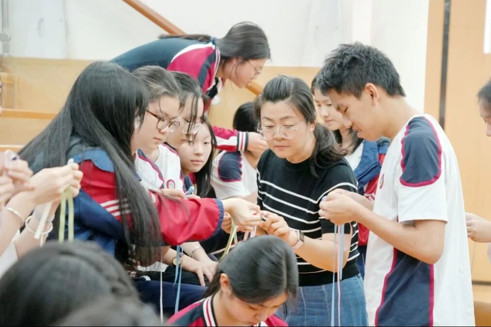 轻松时刻 | 把信心和祝福编进绳子里